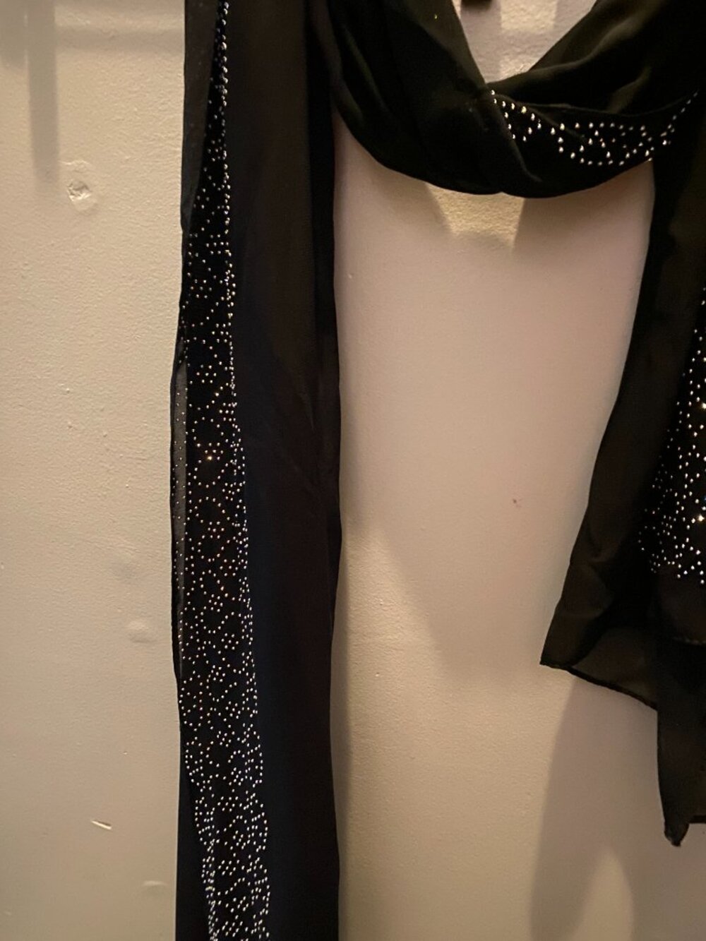 scarf - Picture 3 of 4